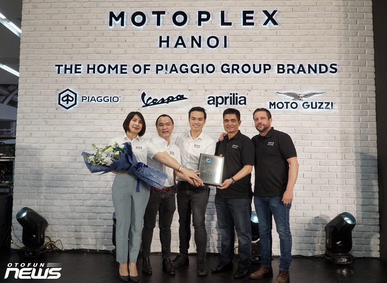 Piaggio khai trương showroom Motoplex đầu tiên tại Hà Nội Piaggio khai trương showroom Motoplex đầu tiên tại Hà Nội