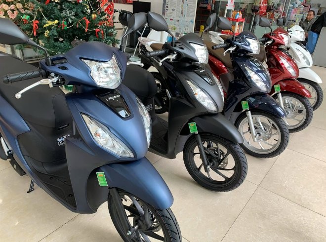 Giá Honda SH và nhiều mẫu xe máy bất ngờ giảm dịp cận tết Giá Honda SH và nhiều mẫu xe máy bất ngờ giảm dịp cận tết