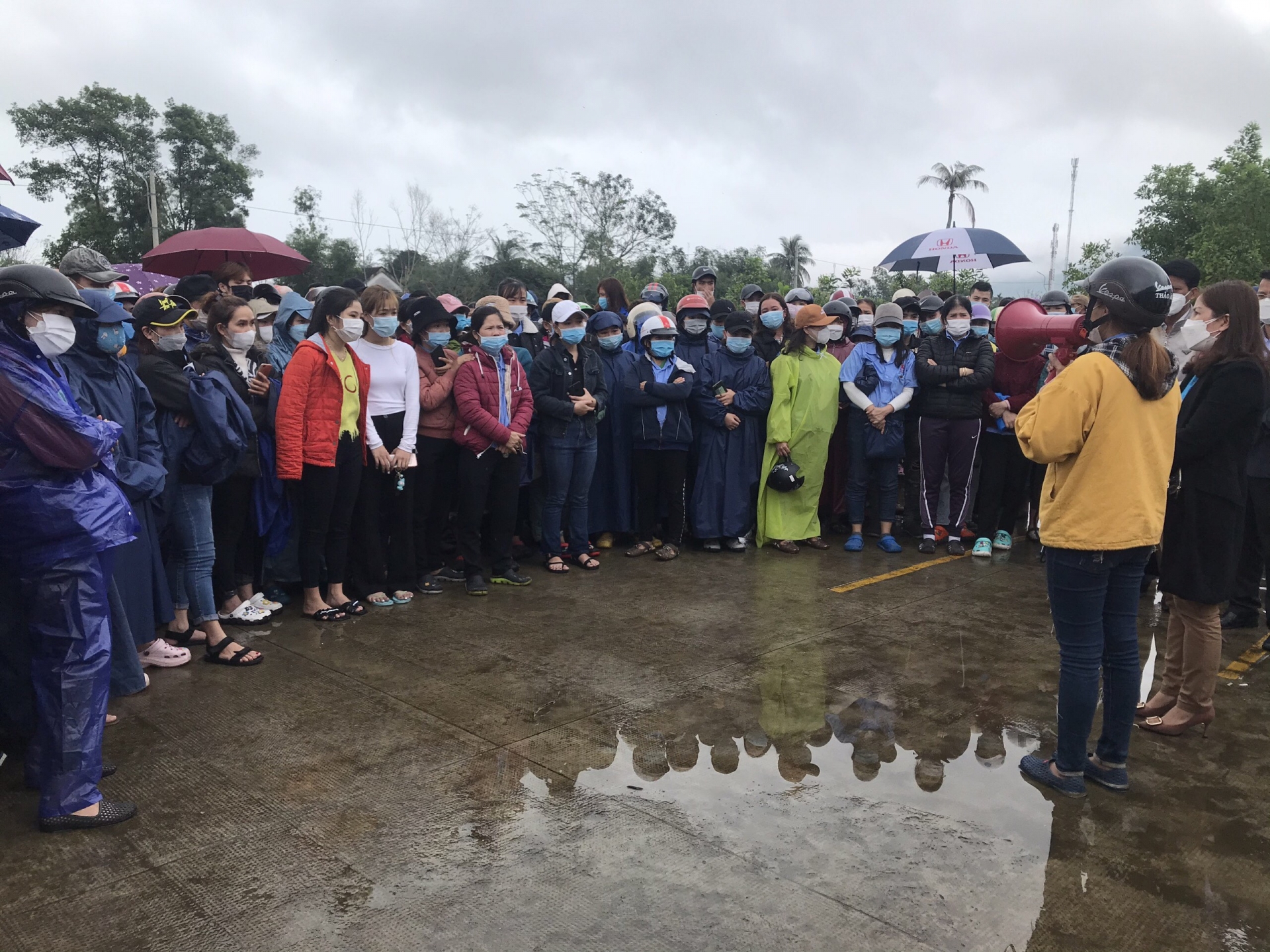 Thừa Thiên Huế: Công đoàn vào cuộc đảm bảo thưởng Tết cho công nhân Thừa Thiên Huế: Công đoàn vào cuộc đảm bảo thưởng Tết cho công nhân