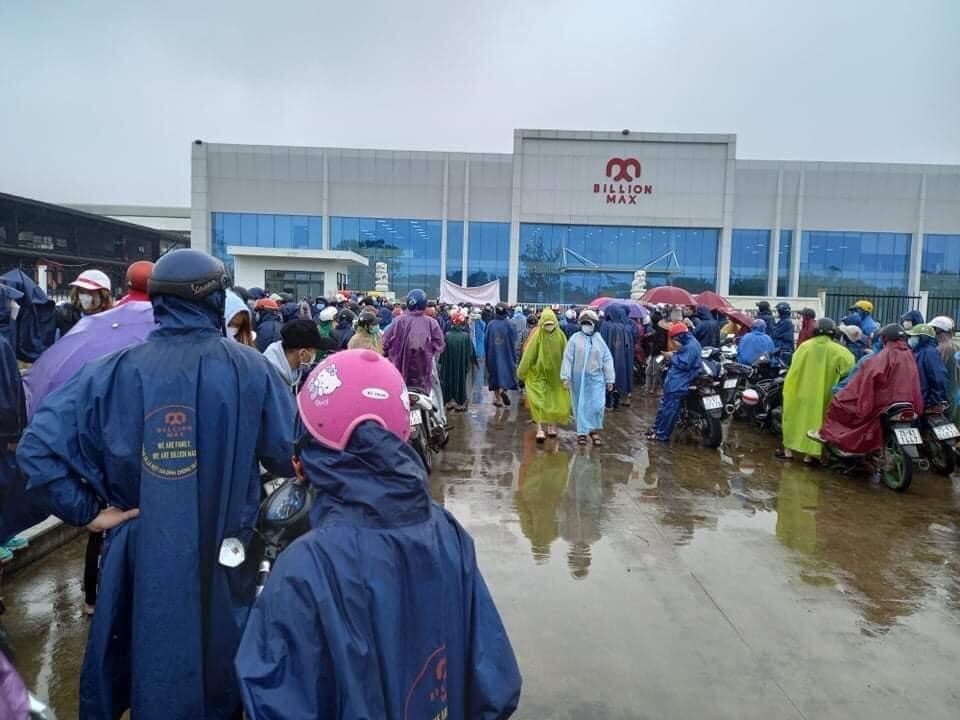 Công đoàn thương lượng với doanh nghiệp để công nhân được thưởng Tết cao hơn Công đoàn thương lượng với doanh nghiệp để công nhân được thưởng Tết cao hơn