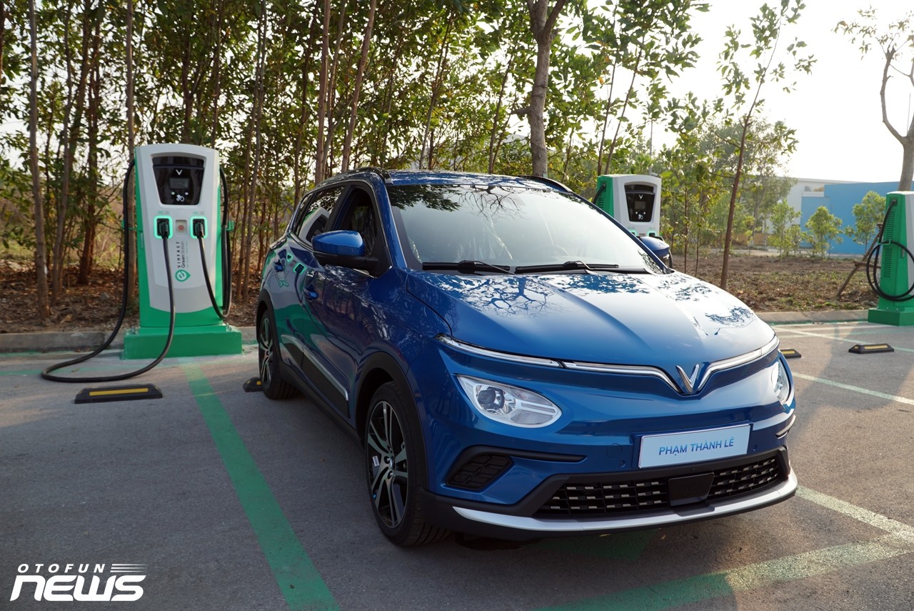 Từ 1/3, lệ phí trước bạ cho ô tô điện là 0%