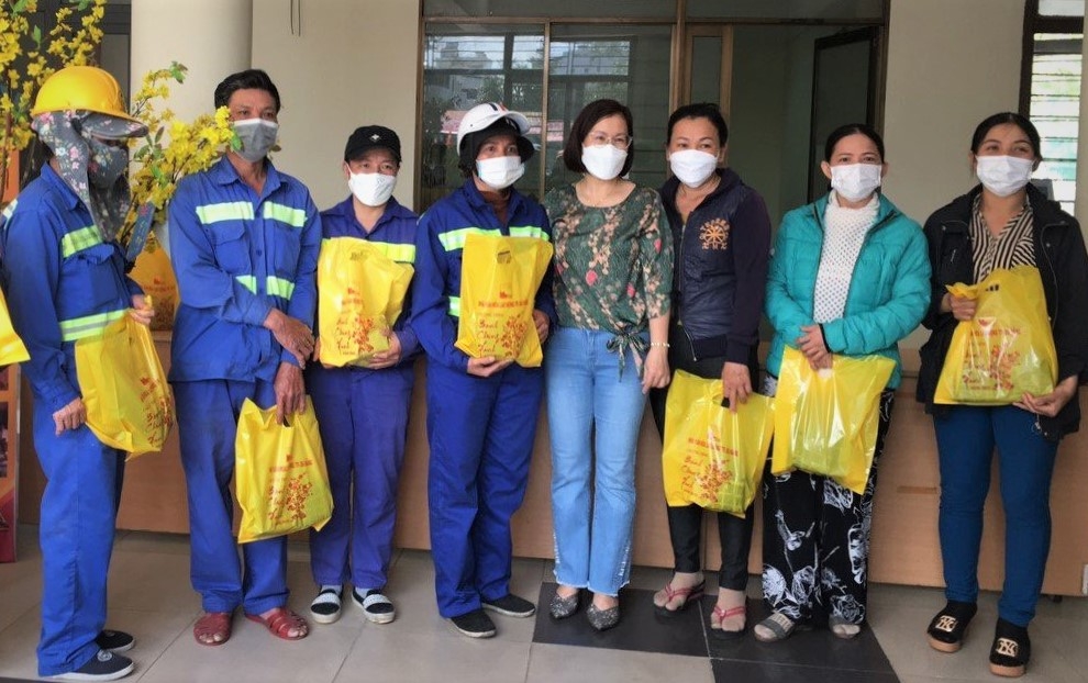 Nhà Văn hóa Lao động TP Đà Nẵng: Trao 800 chiếc bánh chưng cho công nhân lao động