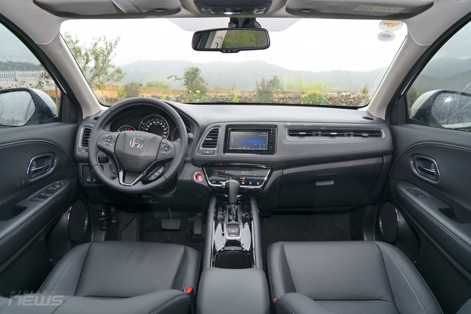 3346-trai-nghiem-honda-hr-v035