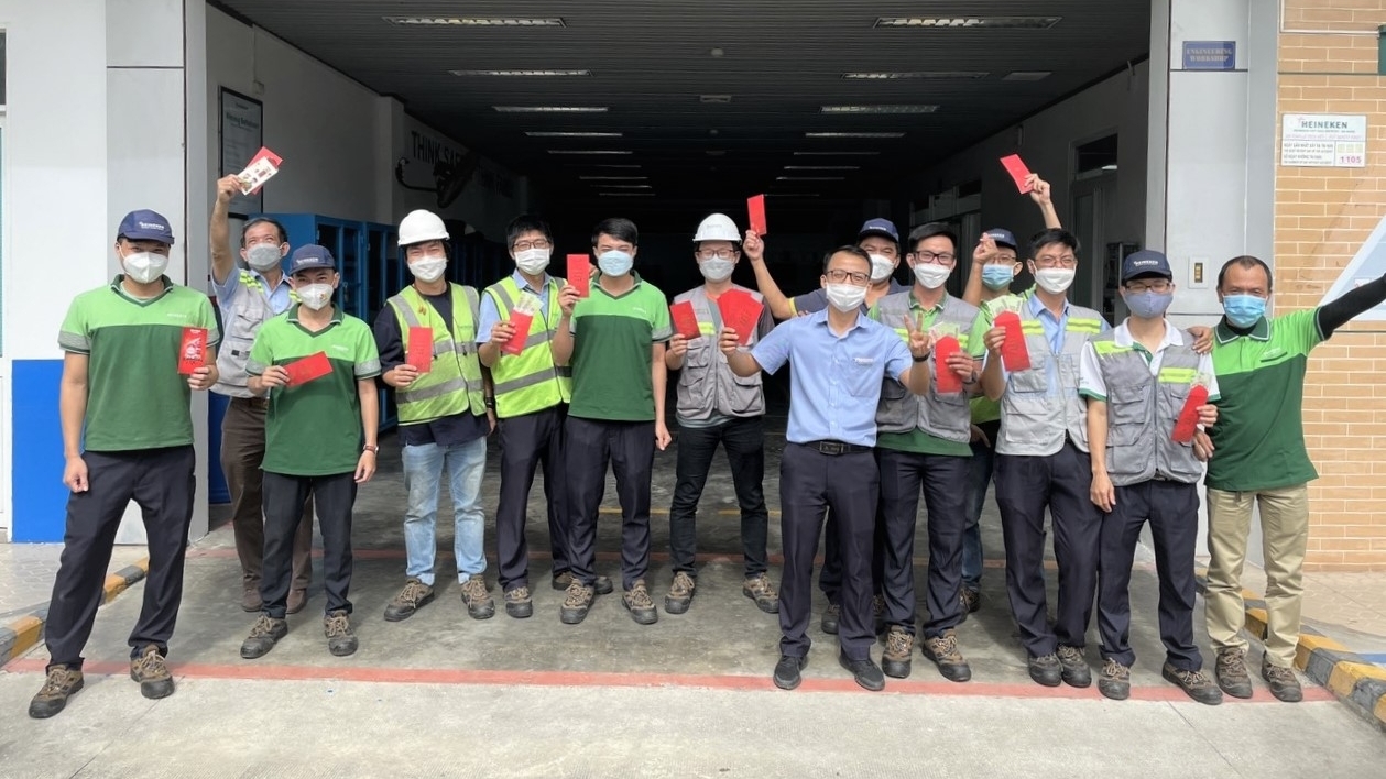 Doanh nghiệp Quảng Nam, TP. Đà Nẵng lì xì người lao động trong ngày đầu năm mới