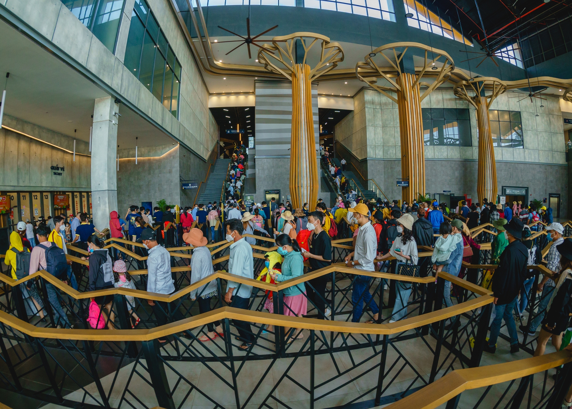 ﻿Núi Bà Tây Ninh: Nhiều khám phá mới trong Tết Nguyên đán khiến du khách trầm trồ