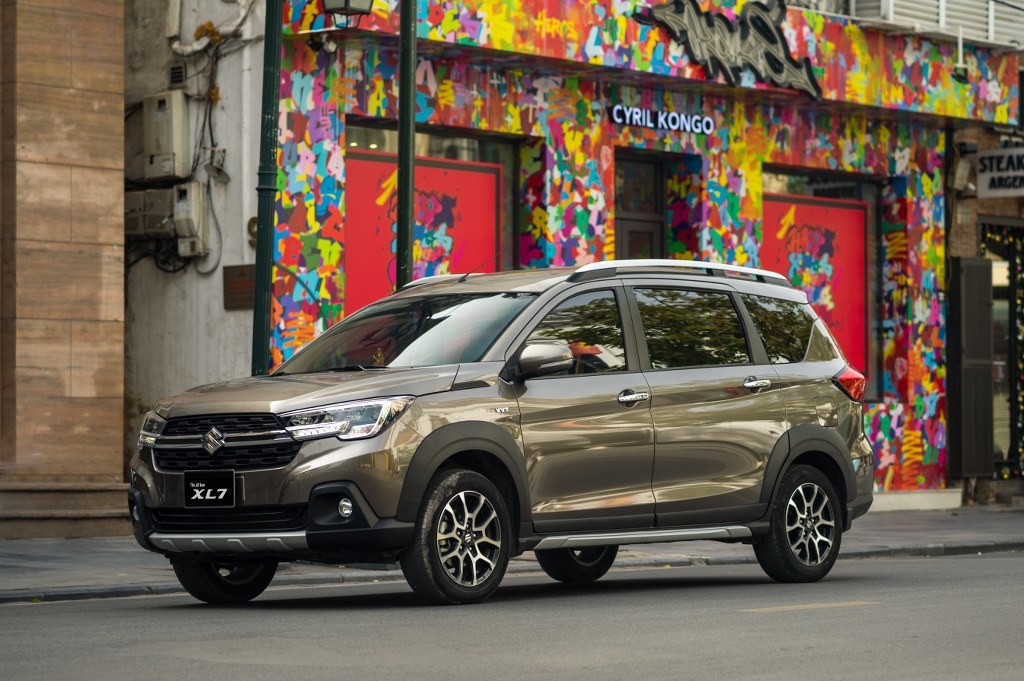 Suzuki XL7 và Ertiga được khuyến mại tới gần 60 triệu đồng Suzuki XL7 và Ertiga được khuyến mại tới gần 60 triệu đồng