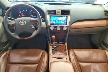 Toyota Camry 13 tuổi giữ giá nhờ biển Toyota Camry 13 tuổi giữ giá nhờ biển