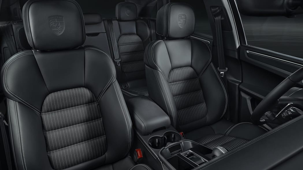 Porsche Macan T 2023 ra mắt