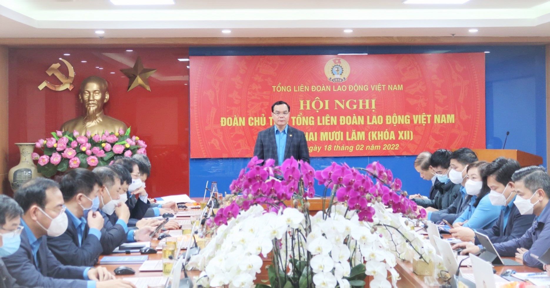 Khai mạc Hội nghị lần thứ XXV Đoàn Chủ tịch Tổng LĐLĐ Việt Nam (Khóa XII) Khai mạc Hội nghị lần thứ XXV Đoàn Chủ tịch Tổng LĐLĐ Việt Nam (Khóa XII)