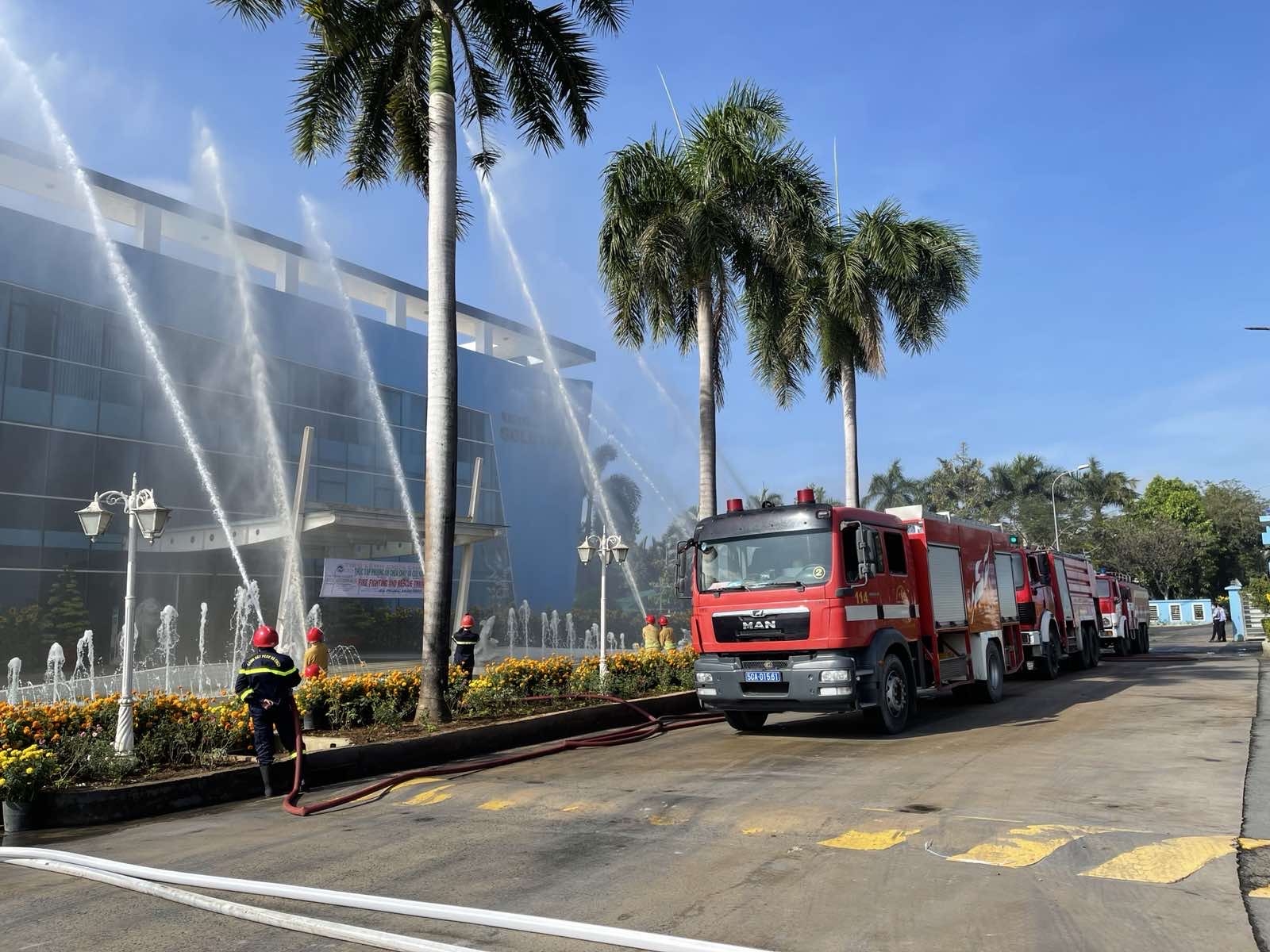 Diễn tập phương án chữa cháy, cứu hộ cứu nạn tại VWS