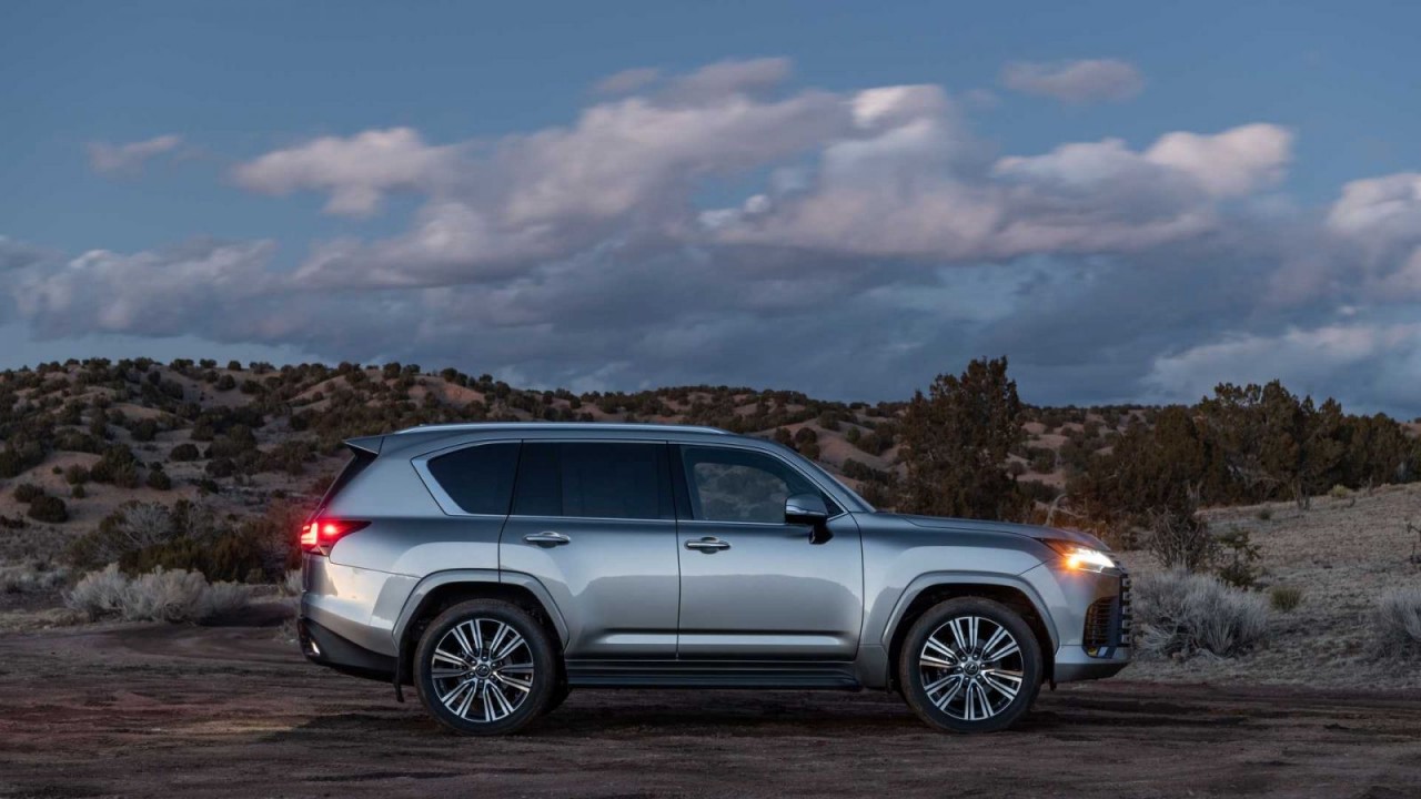 Mua Lexus LX 2022 sẽ phải chờ tới 4 năm