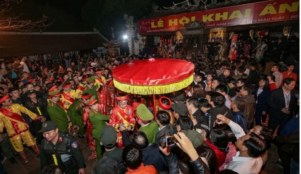 Mùa lễ hội và văn hoá tâm linh