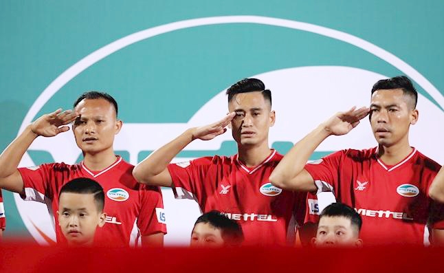 Lại chuyện hát Quốc ca Lại chuyện hát Quốc ca