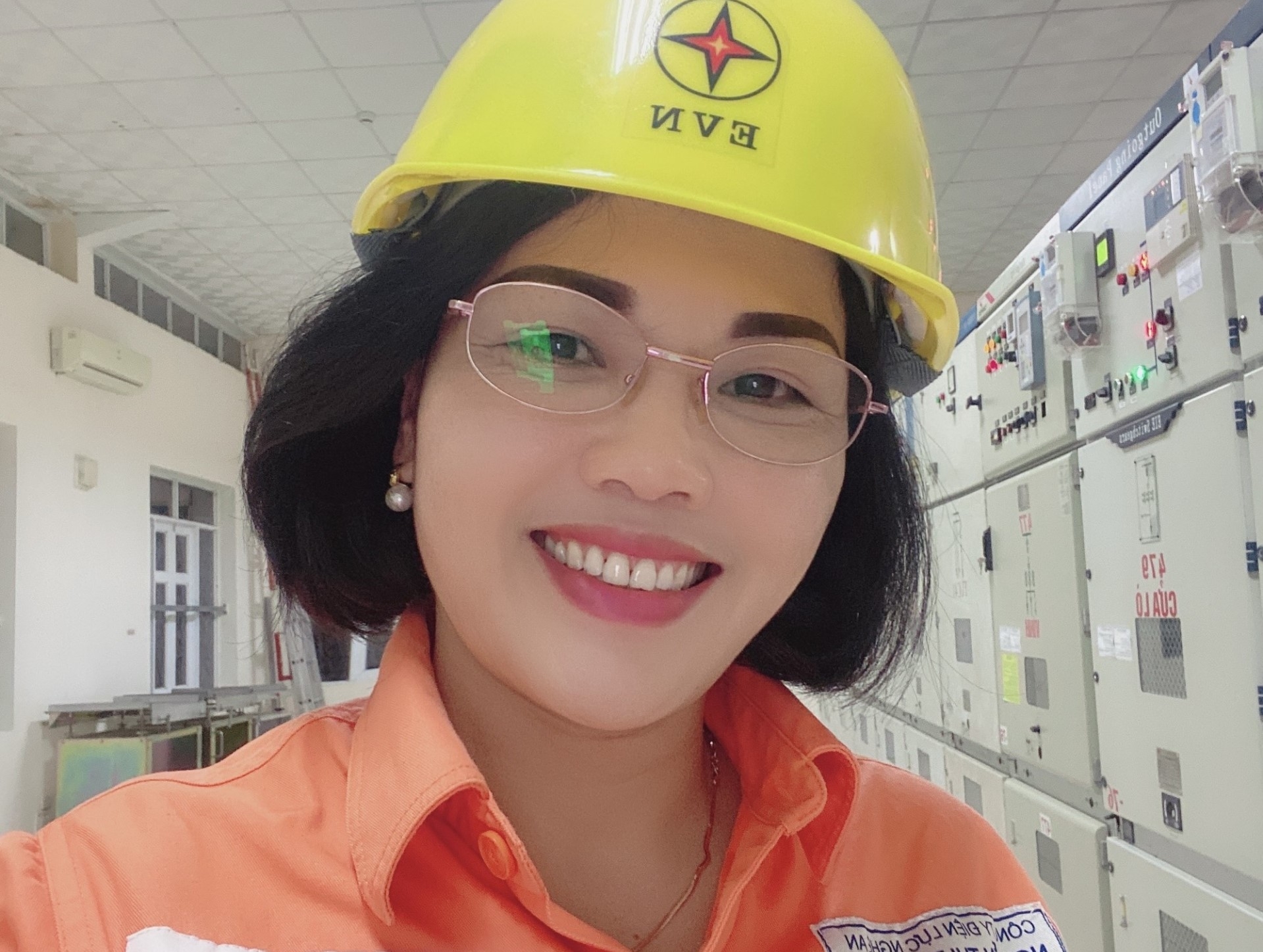 Người cán bộ công đoàn tình nguyện san sẻ khó khăn với đồng nghiệp