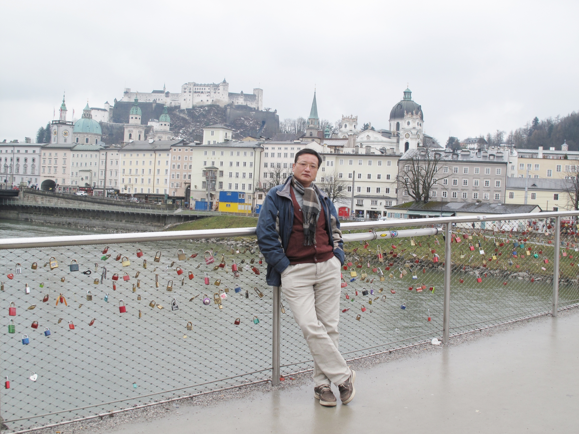 "Sông nói cuộc vô thường"