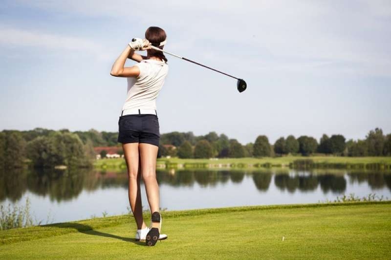 "Vào sân golf "săn" đại gia?" - Thực tế và góc nhìn "Vào sân golf "săn" đại gia?" - Thực tế và góc nhìn