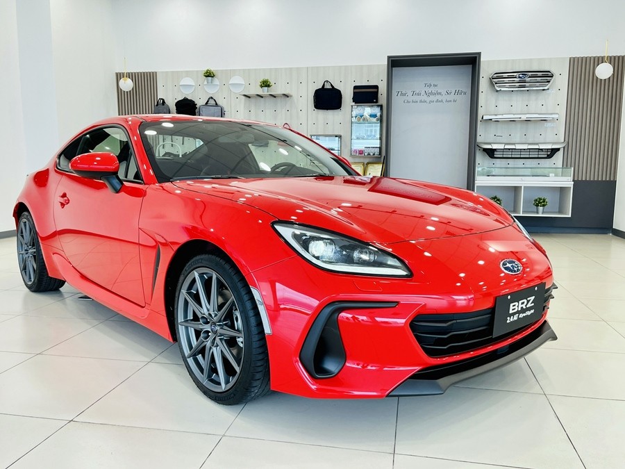 Cận cảnh xe thể thao Subaru BRZ 2022 tại Việt Nam