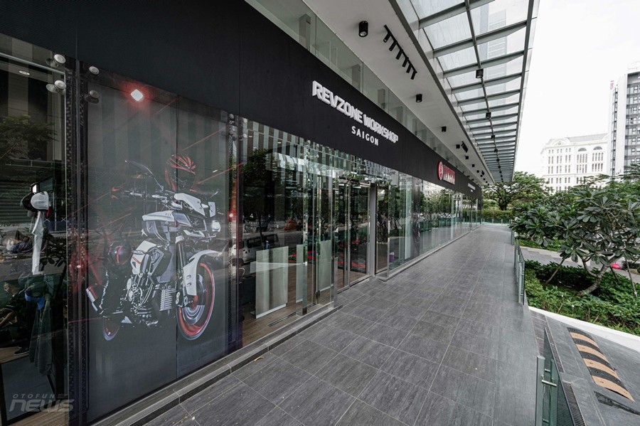 Showroom Revzone Yamaha Motor Sài Gòn đi vào hoạt động Showroom Revzone Yamaha Motor Sài Gòn đi vào hoạt động