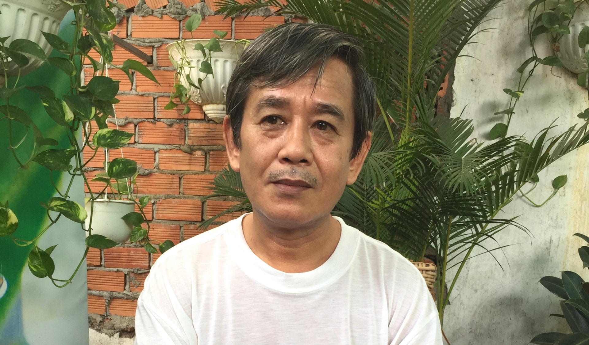 “Xa nhà”, còn những trang văn ở lại “Xa nhà”, còn những trang văn ở lại