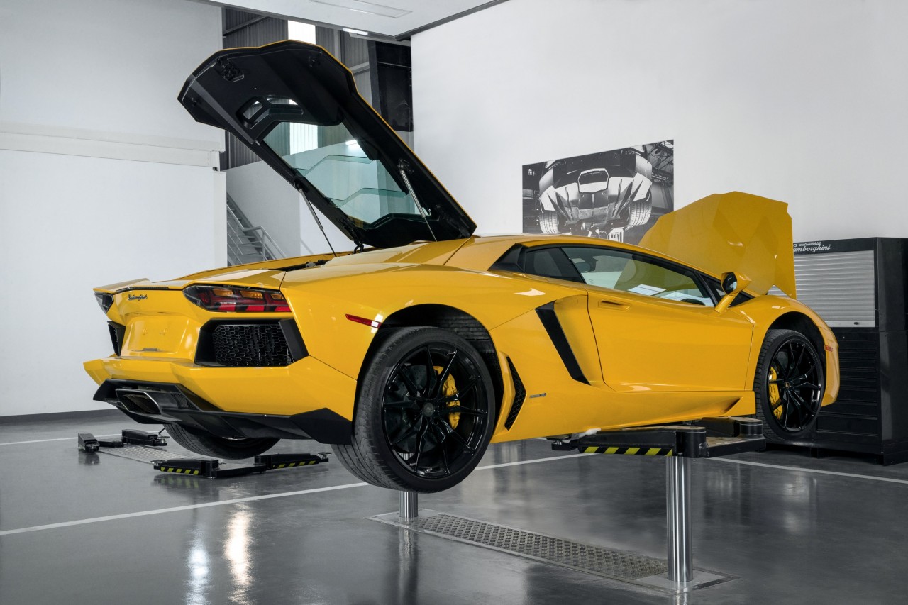 Lamborghini đổi nhà phân phối tại Việt Nam