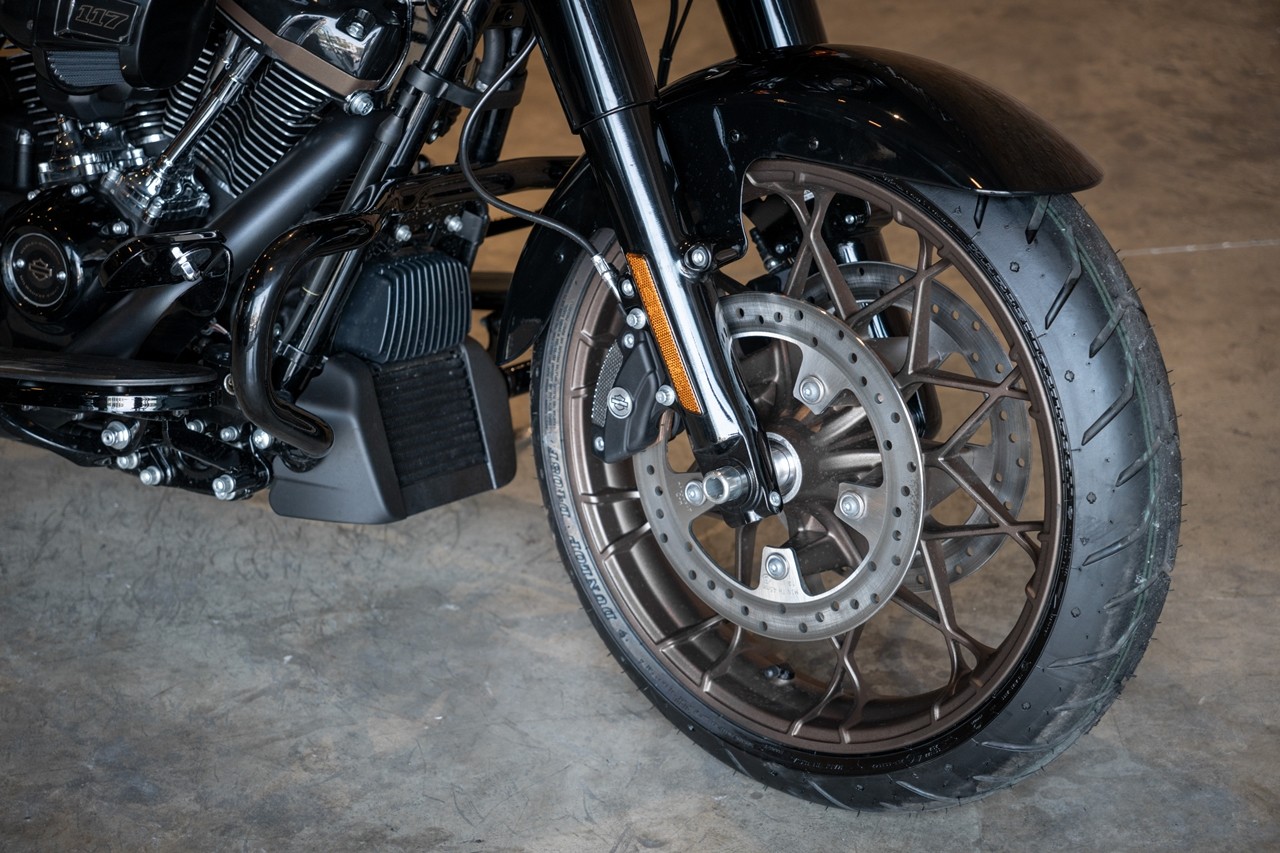 Harley-Davidson giới thiệu cặp đôi xe touring đồng giá 1,219 tỷ đồng Harley Davidson giới thiệu cặp đôi xe touring đồng giá 1,219 tỷ đồng