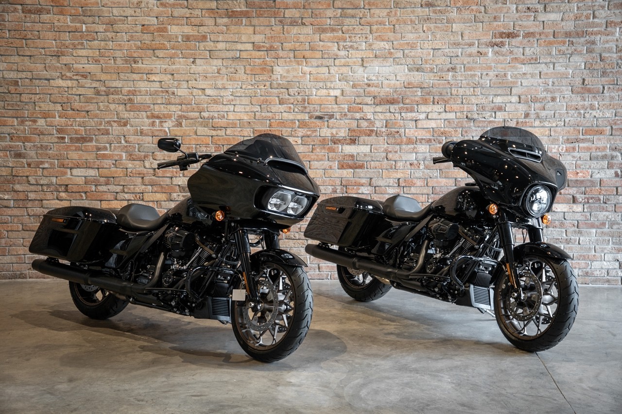 Harley-Davidson giới thiệu cặp đôi xe touring đồng giá 1,219 tỷ đồng Harley-Davidson giới thiệu cặp đôi xe touring đồng giá 1,219 tỷ đồng