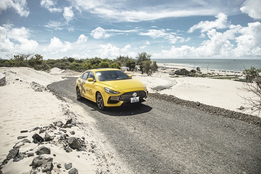 Đánh giá MG5 sedan hạng C nhưng giá hạng B Đánh giá MG5 sedan hạng C nhưng giá hạng B