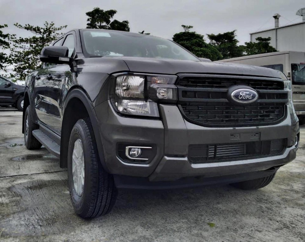Xuất hiện Ford Ranger 2022 phiên bản XLS tại Việt Nam Xuất hiện Ford Ranger 2022 phiên bản XLS tại Việt Nam