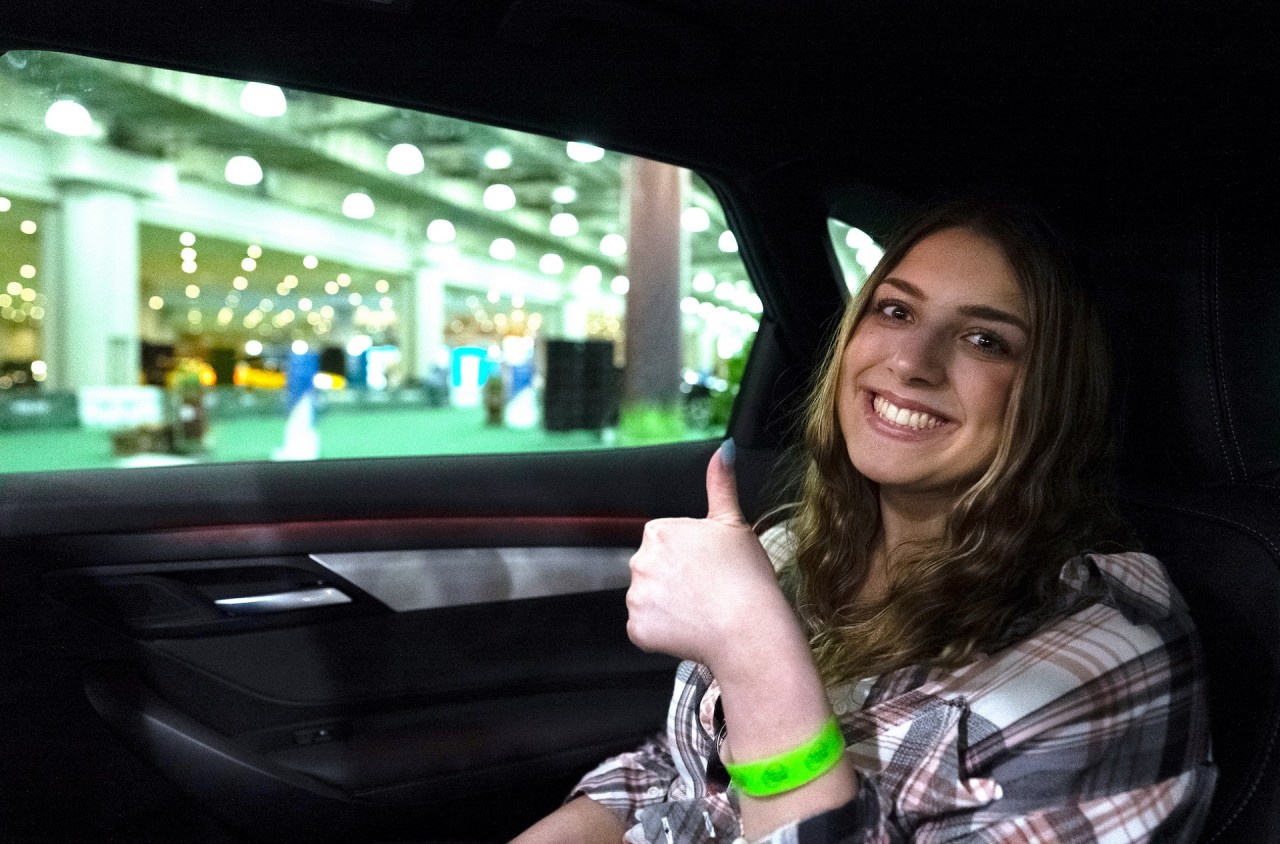 Người Mỹ nói gì sau khi trải nghiệm VinFast VF8 Người Mỹ nói gì sau khi trải nghiệm VinFast VF8