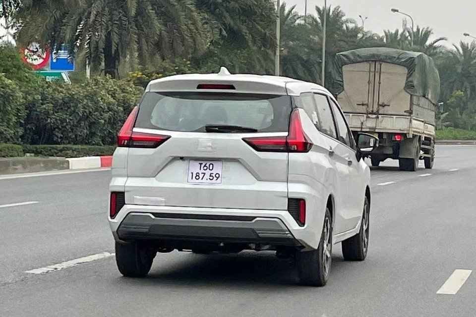 Mitsubishi Xpander 2022 chạy thử trên đường ngay sau khi cập cảng Mitsubishi Xpander 2022 chạy thử trên đường ngay sau khi cập cảng