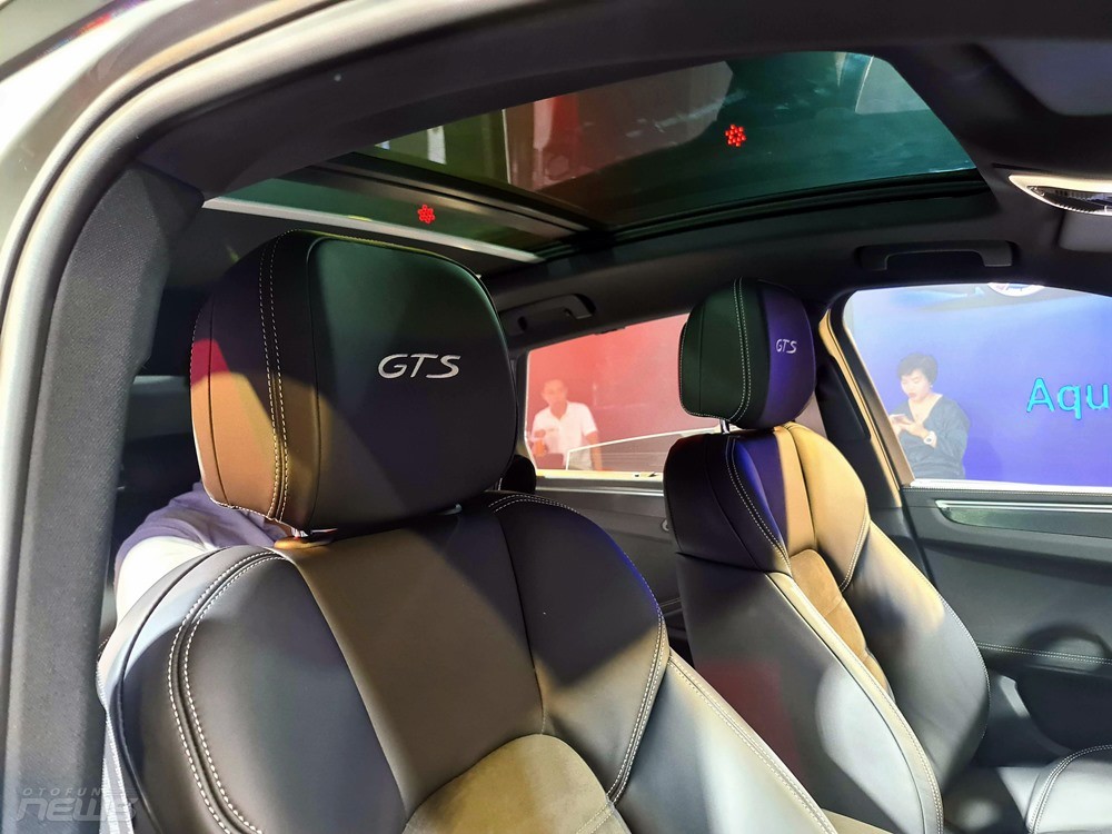 Porsche Macan ra mắt, giá từ 2,99 tỷ đồng và chưa bao gồm option Porsche Macan ra mắt, giá từ 2,99 tỷ đồng và chưa bao gồm option