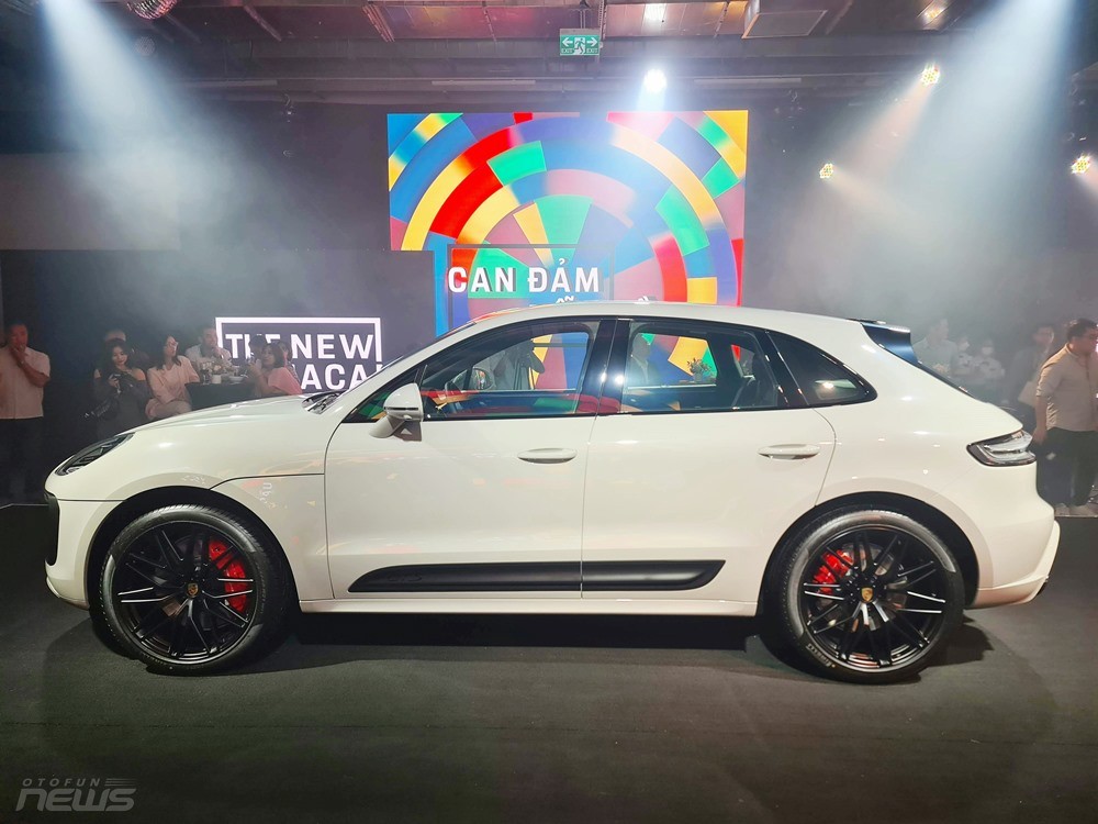 Porsche Macan ra mắt, giá từ 2,99 tỷ đồng và chưa bao gồm option Porsche Macan ra mắt, giá từ 2,99 tỷ đồng và chưa bao gồm option