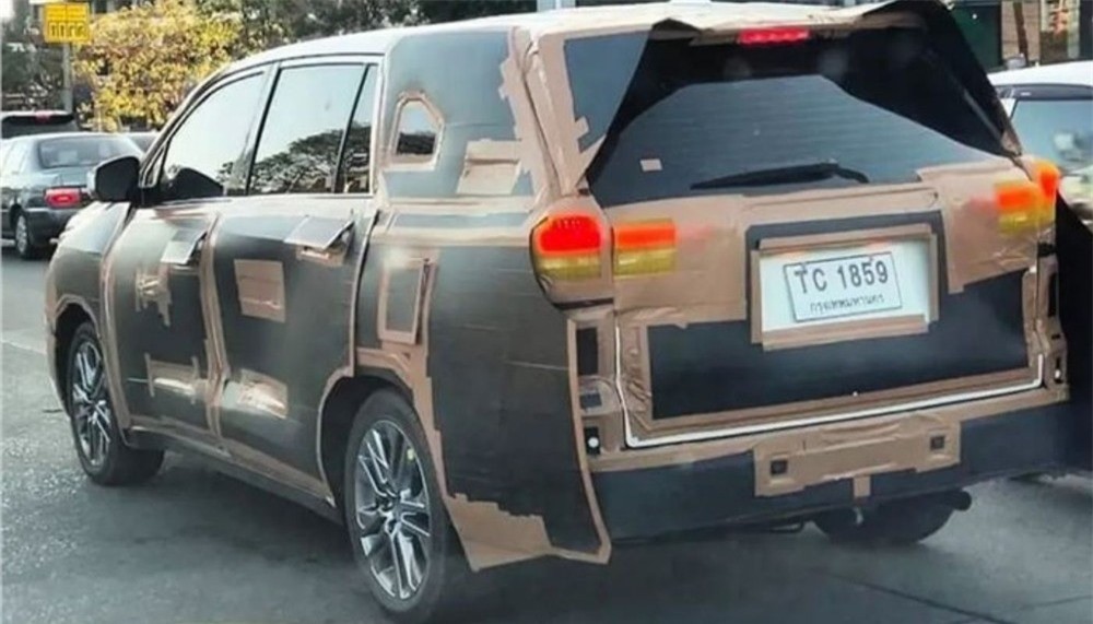 Rộ tin đồn Toyota Innova sẽ có thêm phiên bản hybrid mới mang tên Hycross