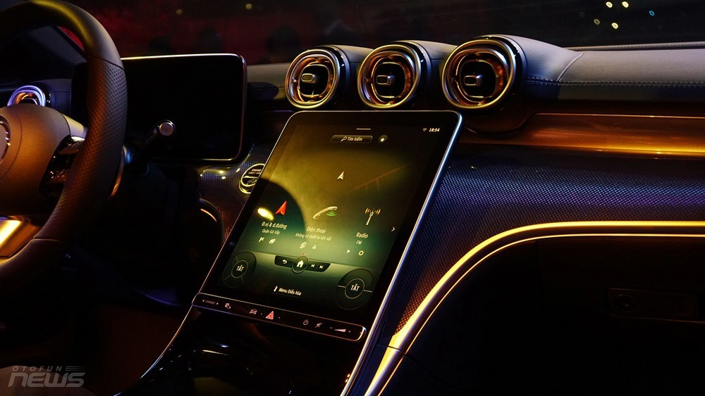 Mercedes-Benz C-Class hoàn toàn mới ra mắt Mercedes-Benz C-Class hoàn toàn mới ra mắt