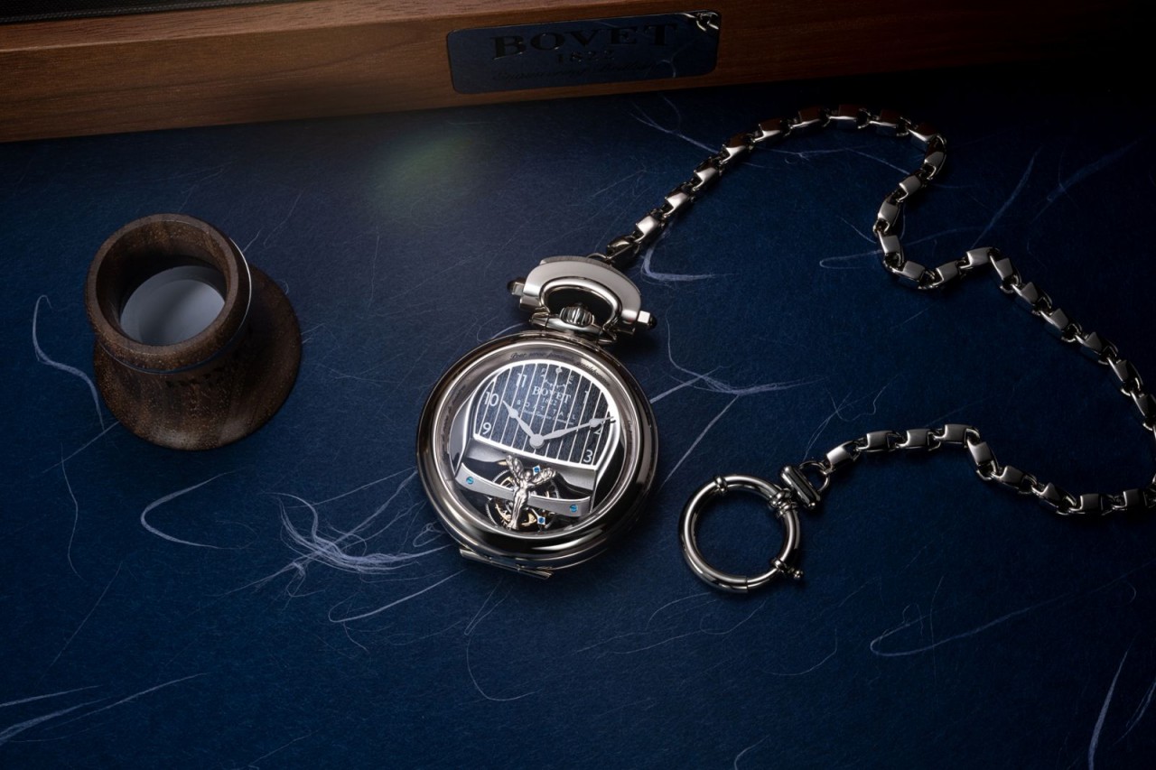 Đồng hồ Bovet 1822 trên chiếc Rolls-Royce Boat Tail xuất hiện tại Việt Nam Đồng hồ Bovet 1822 trên chiếc Rolls-Royce Boat Tail xuất hiện tại Việt Nam