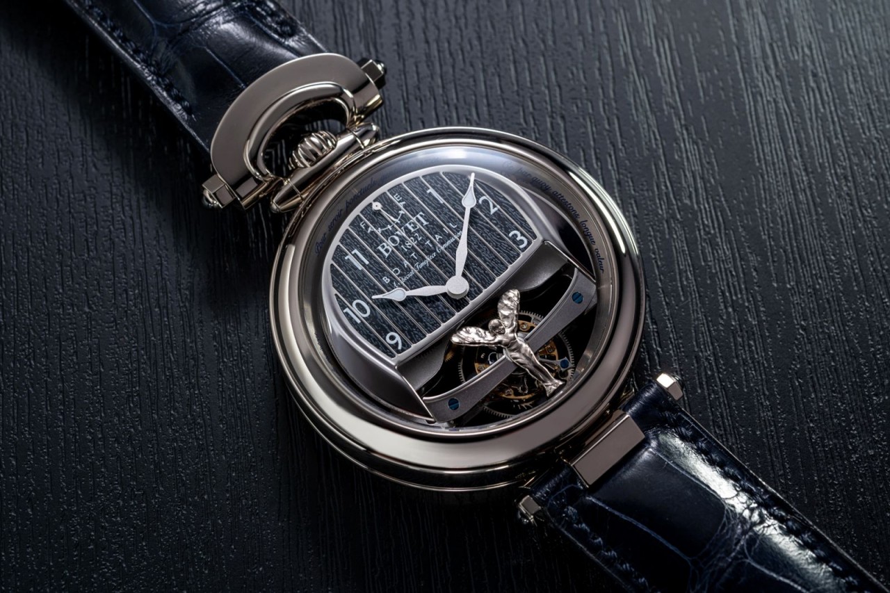 Đồng hồ Bovet 1822 trên chiếc Rolls-Royce Boat Tail xuất hiện tại Việt Nam Đồng hồ Bovet 1822 trên chiếc Rolls-Royce Boat Tail xuất hiện tại Việt Nam