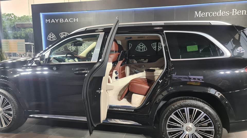 Mercedes Maybach GLS480 giá 8,399 tỷ đồng tại Việt Nam