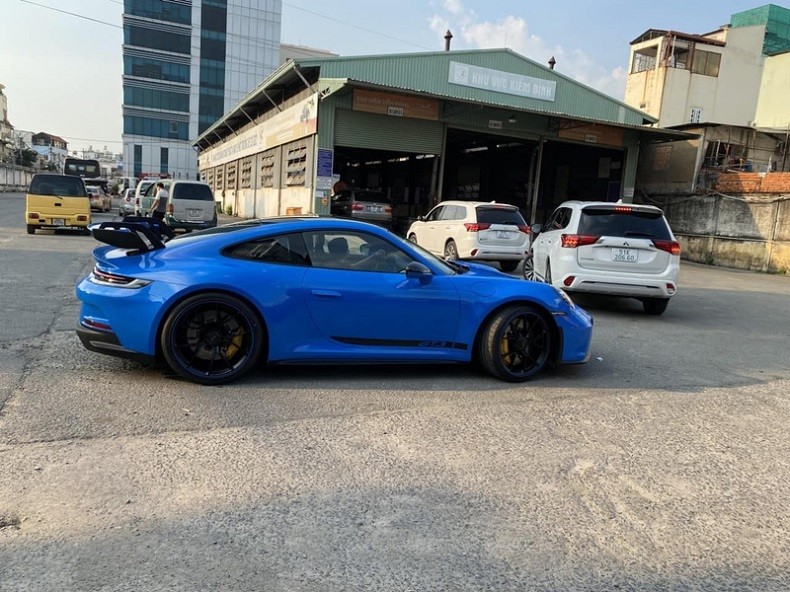 Porsche 911 GT3 của “Cường đô la” ra biển trắng Porsche 911 GT3 của “Cường đô la” ra biển trắng