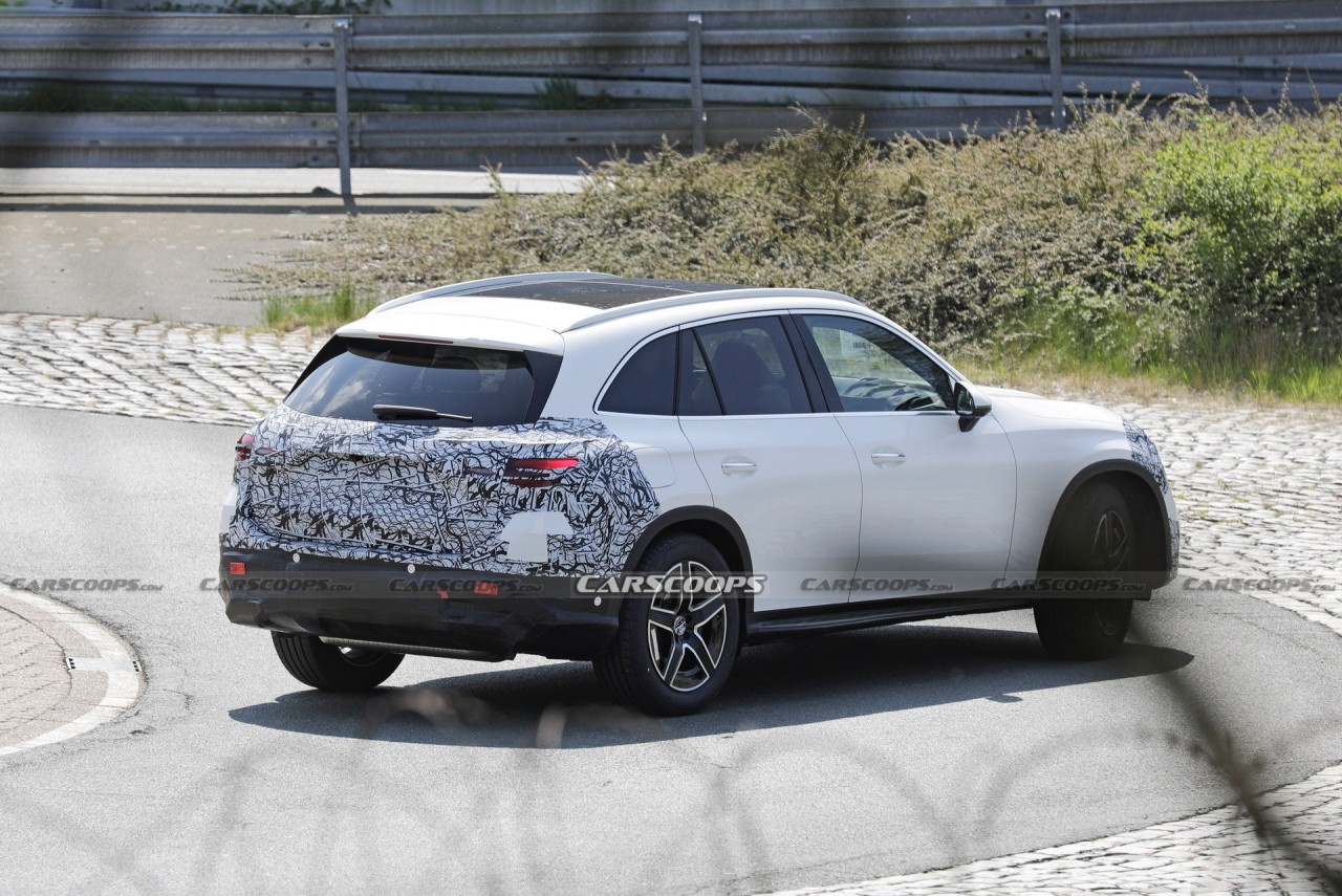 Lộ diện Mercedes GLC 2023 trên đường thử Lộ diện Mercedes GLC 2023 trên đường thử