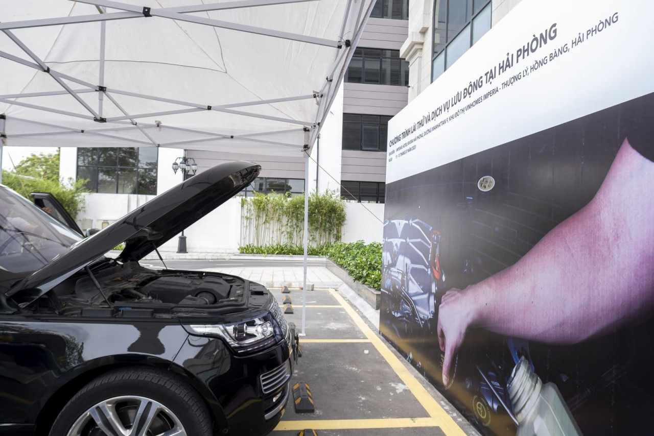 Land Rover tổ chức trải nghiệm và Dịch vụ lưu động tại thành phố Hải Phòng Land Rover tổ chức trải nghiệm và Dịch vụ lưu động tại thành phố Hải Phòng