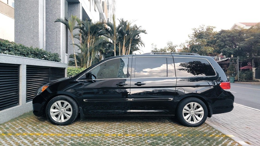 Honda Odyssey Touring 14 năm tuổi có giá chưa tới 600 triệu đồng