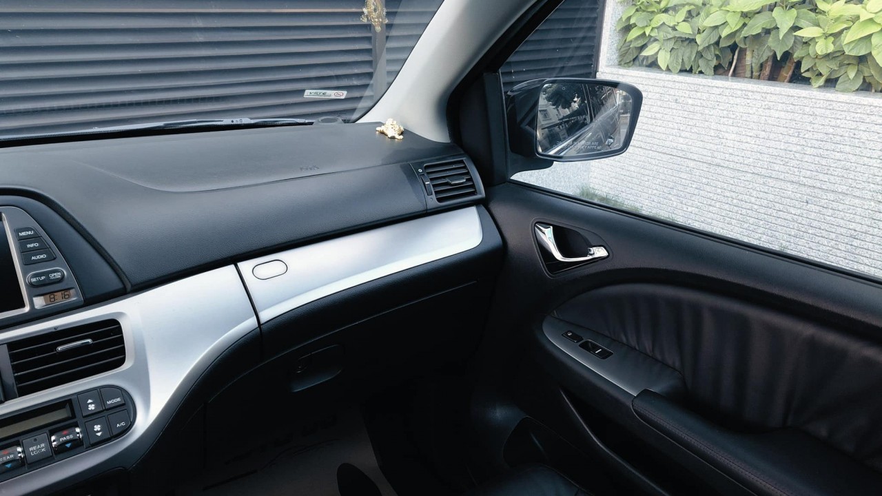 Honda Odyssey Touring 14 năm tuổi có giá chưa tới 600 triệu đồng