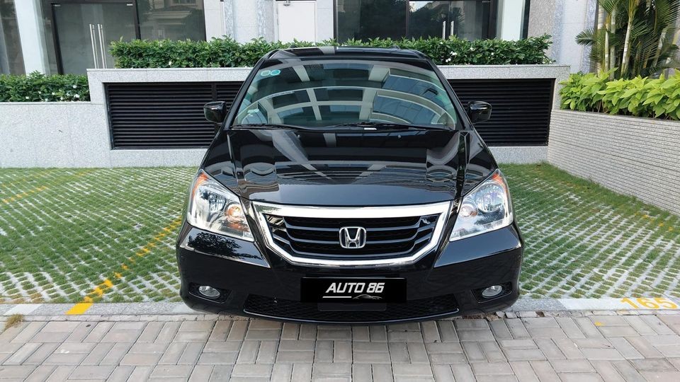 Honda Odyssey Touring 14 năm tuổi có giá chưa tới 600 triệu đồng