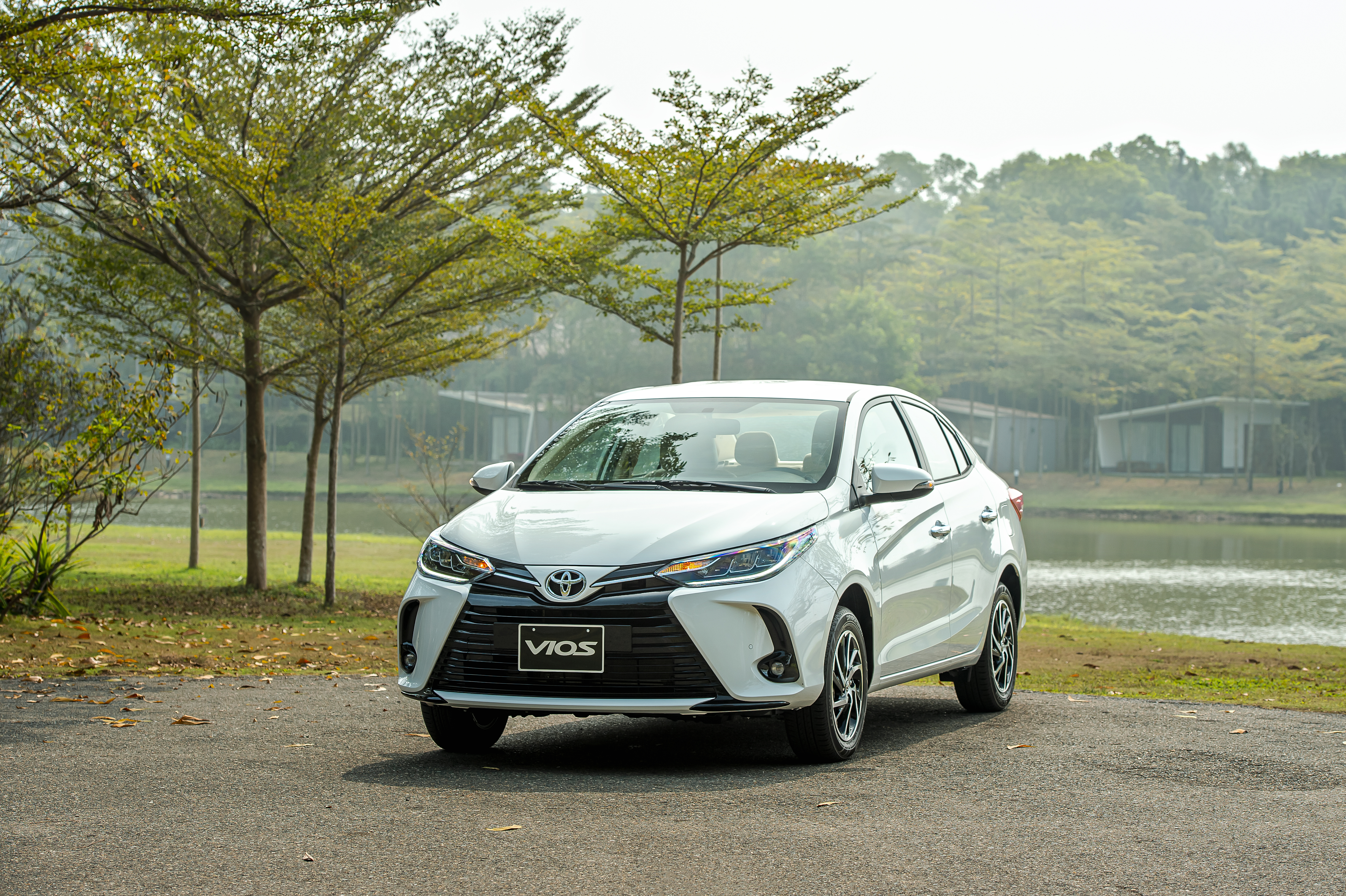 8.694 xe Toyota bán ra trong tháng 4/2022 8.694 xe Toyota bán ra trong tháng 4/2022