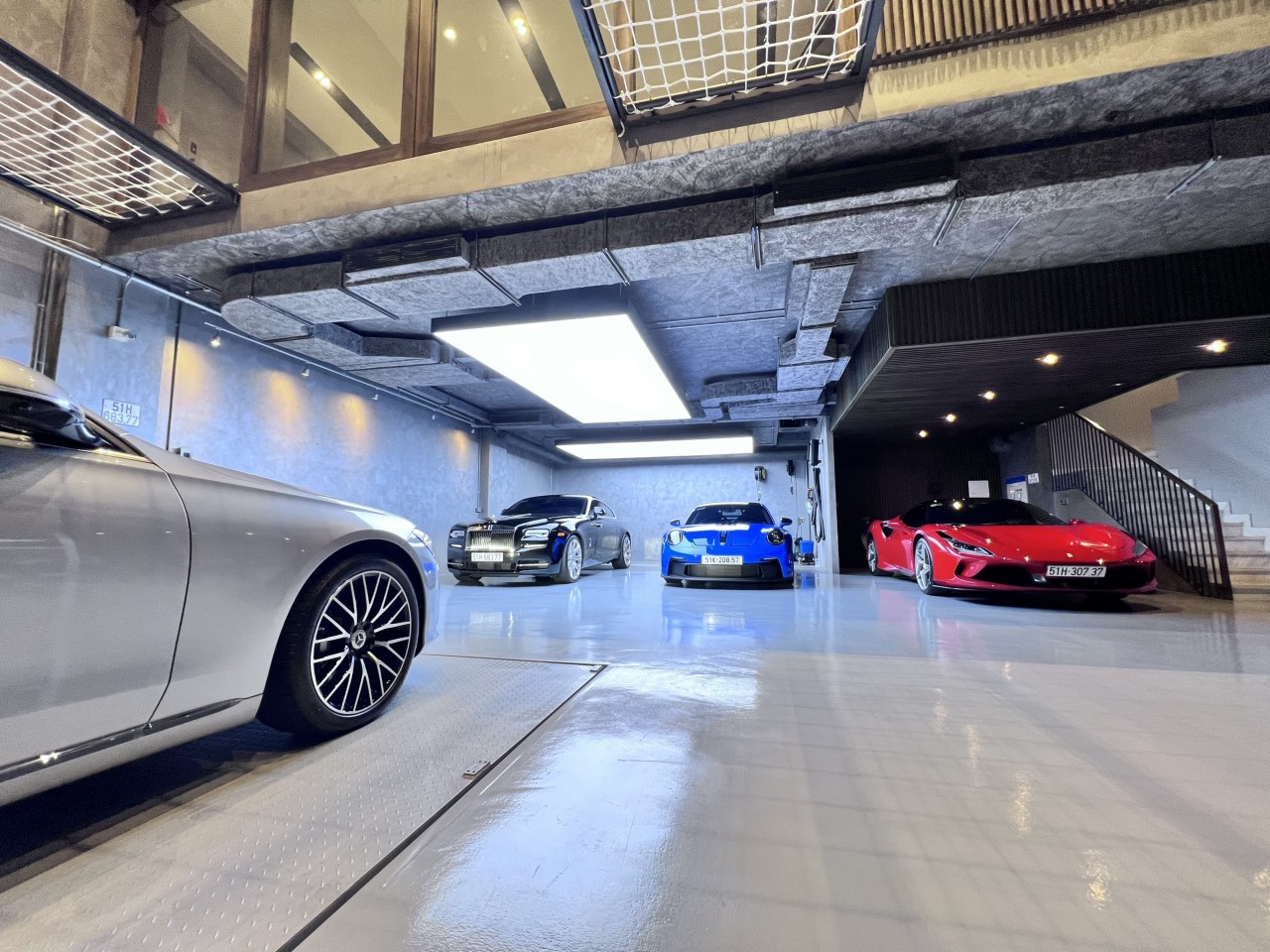 Nguyễn Quốc Cường và Đàm Thu Trang bổ sung Mercedes-Benz S450 Luxury vào bộ sưu tập Nguyễn Quốc Cường và Đàm Thu Trang bổ sung Mercedes Benz S450 Luxury vào bộ sưu tập