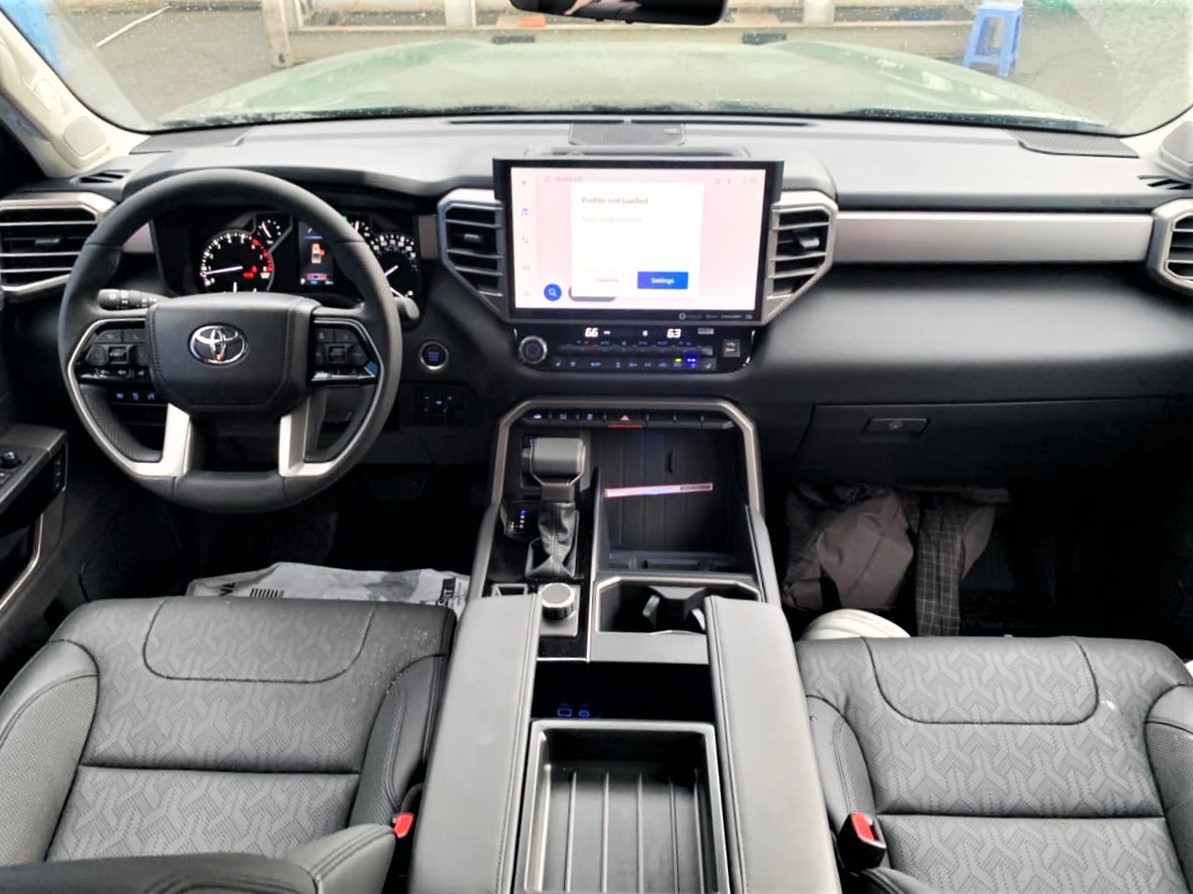 Toyota Tundra 2022 đầu tiên về nhập tịch Việt Nam