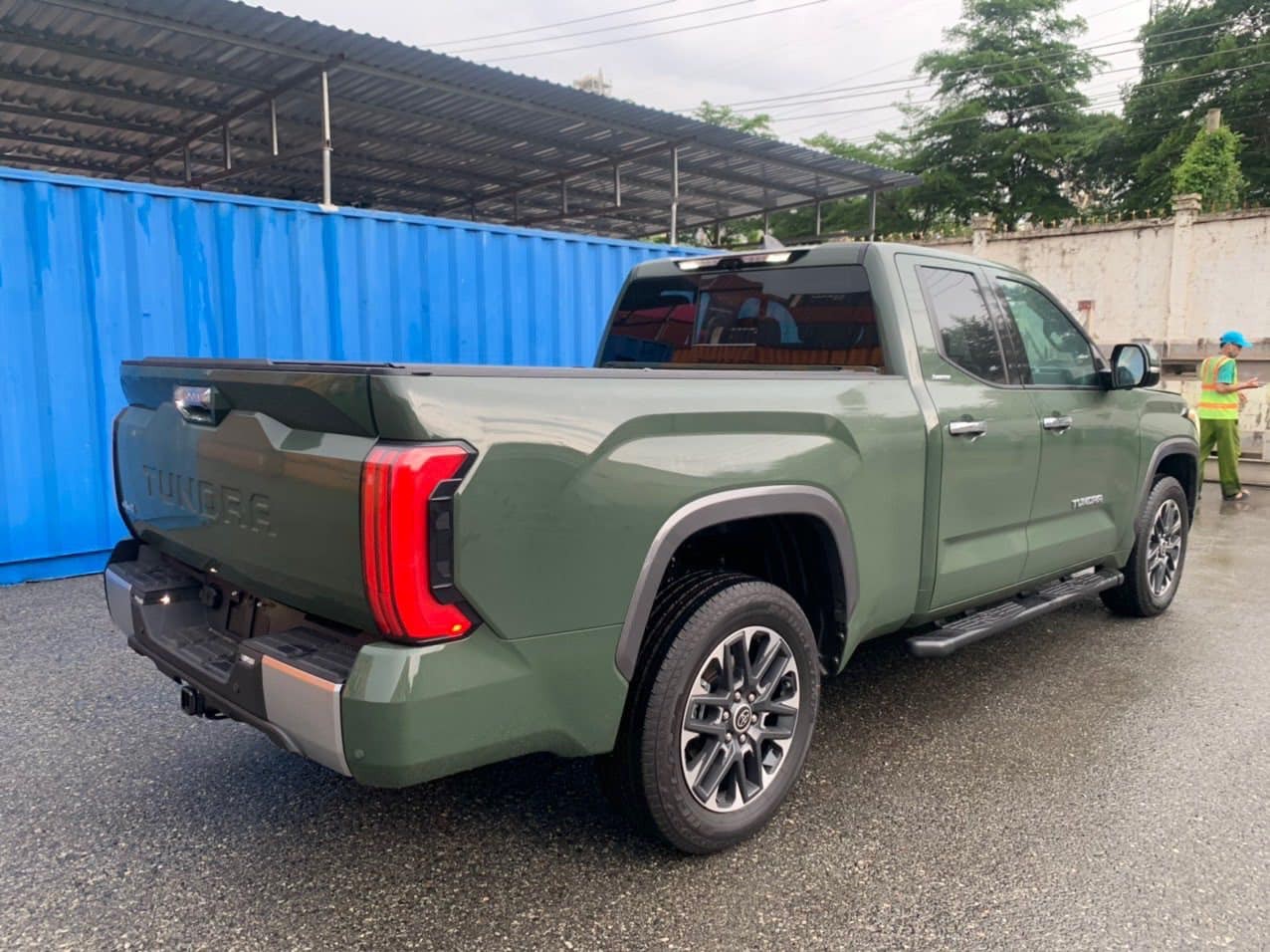 Toyota Tundra 2022 đầu tiên về nhập tịch Việt Nam