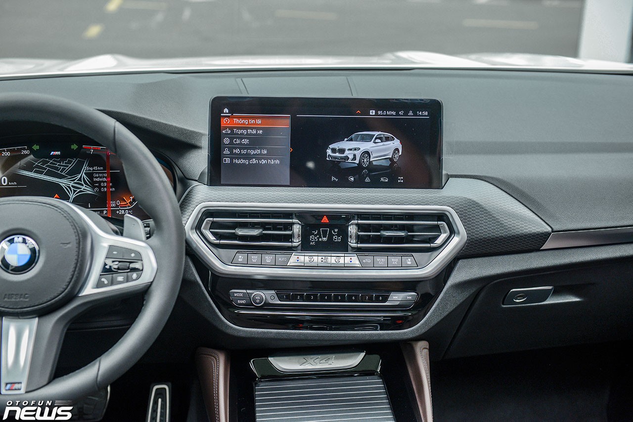 Chi tiết BMW X4 giá 3,279 tỷ đồng tại Việt Nam Chi tiết BMW X4 giá 3,279 tỷ đồng tại Việt Nam