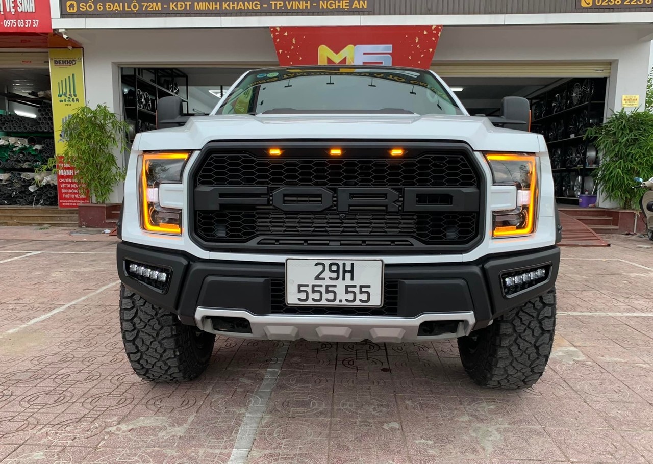 Ford Ranger XLS biển ngũ quý độ phong cách F150 Raptor Ford Ranger XLS biển ngũ quý độ phong cách F150 Raptor