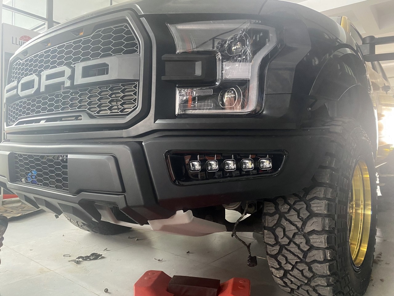 Ford Ranger XLS biển ngũ quý độ phong cách F150 Raptor Ford Ranger XLS biển ngũ quý độ phong cách F150 Raptor